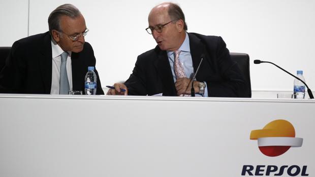 Caixabank abre la venta de su participación de 2.400 millones en Repsol