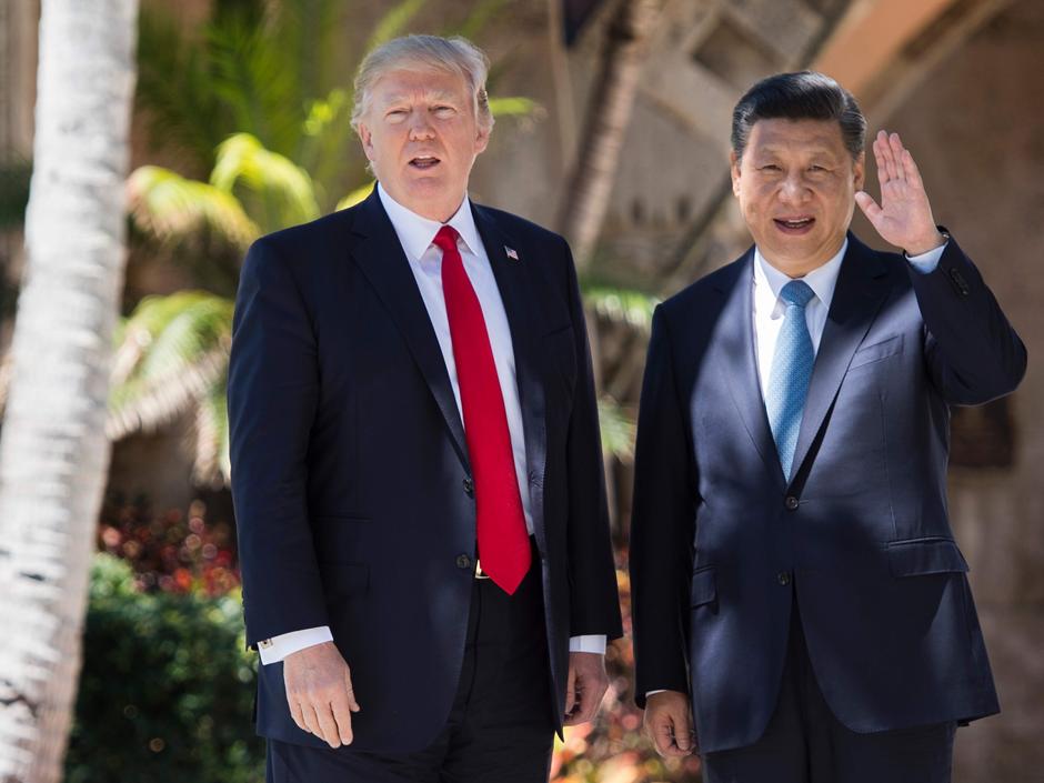 El presidente de Estados Unidos, Donald Trump, junto al presidente chino, Xi Jinping, en una cumbre en 2017