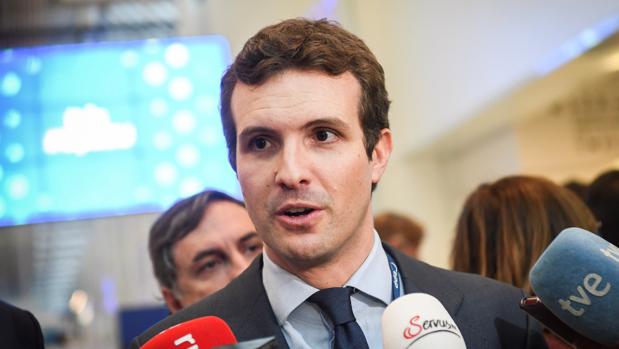 Casado pide a Sánchez que no «engañe» ya que la banca repercutirá en clientes el impuesto hipotecario