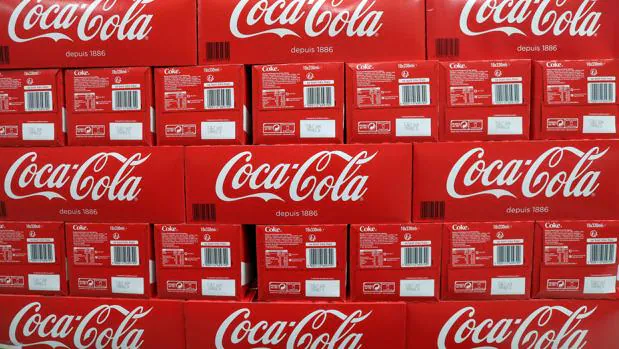 Coca Cola pretende reducir el azúcar de sus bebidas un 12% para 2020