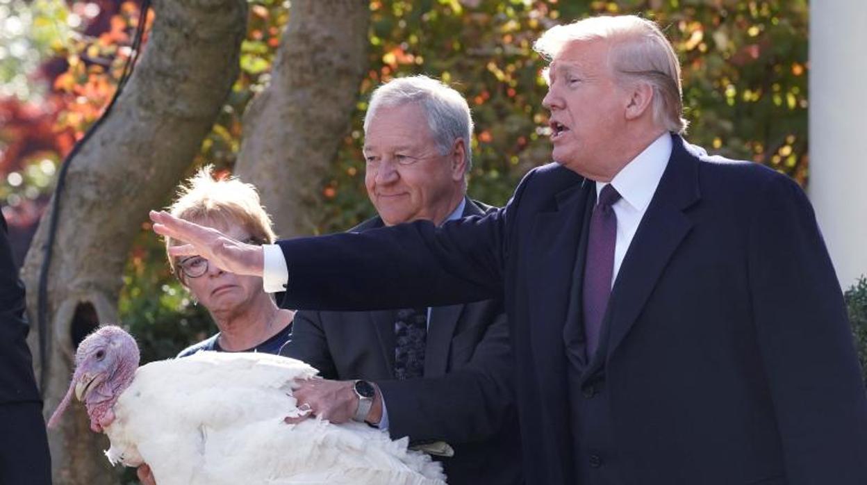 Donald Trump durante la presentación previa a Acción de Gracias