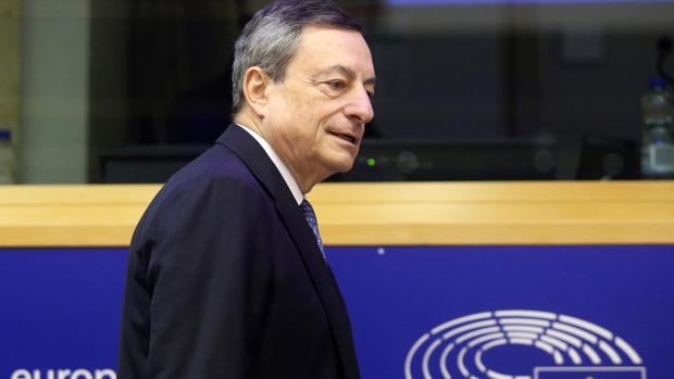 Draghi insta a completar la reforma del euro en un contexto de desaceleración económica