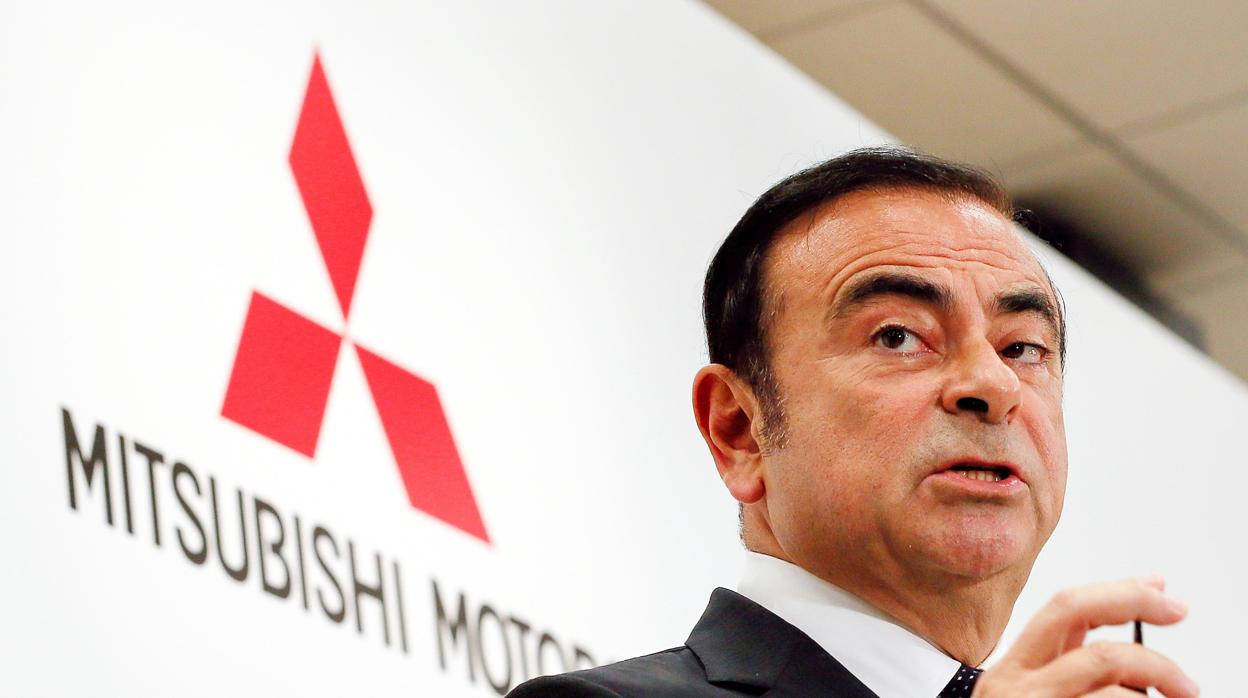 Las autoridades fiscales de Japón han acusado a Ghosn de no declarar unos ingresos por valor de 44 millones de dólares