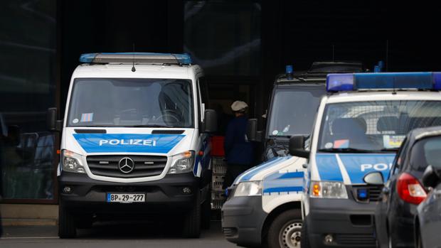 La policía alemana registra las oficinas de Deutsche Bank en Fráncfort por un presunto blanqueo de dinero