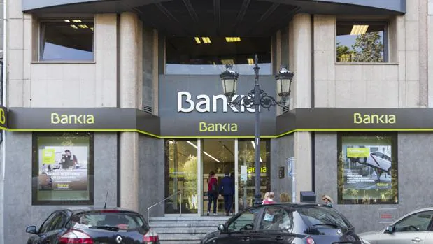 Bankia reorganiza su estructura y eleva de ocho a doce los integrantes de su Comité de Dirección