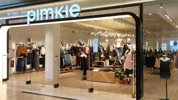 Pimkie planea cerrar 16 tiendas y despedir a 89 empleados en España