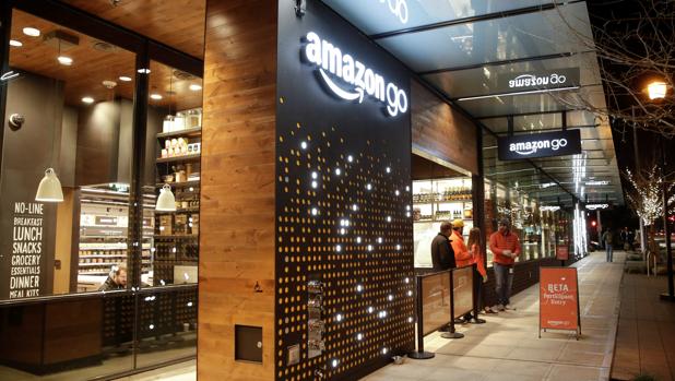 Filadelfia prohíbe las tiendas Amazon Go porque no se puede pagar en efectivo