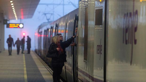 Renfe abre al talento interno «Trenlab», su aceleradora de startups