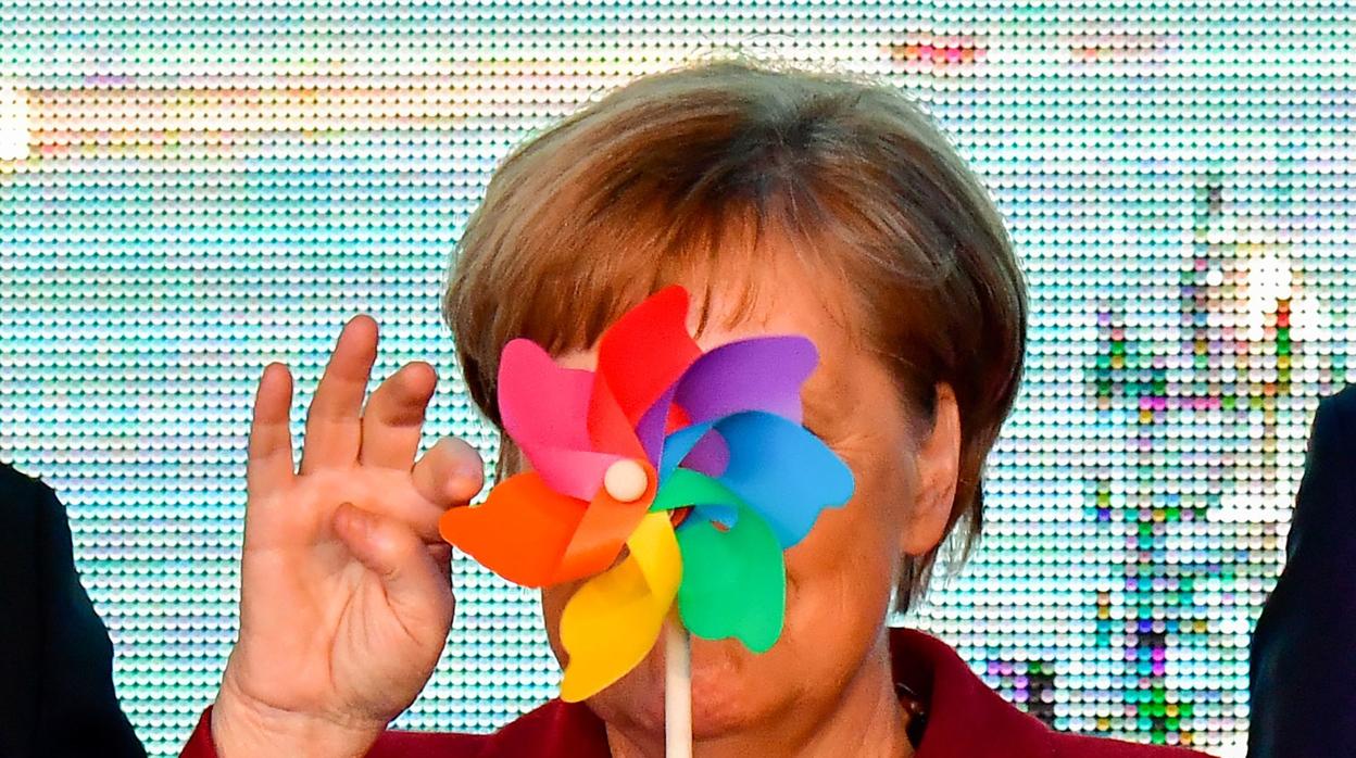 La canciller Merkel, hoy, en la inauguración del parque eólico Arkona, en el mar Báltico