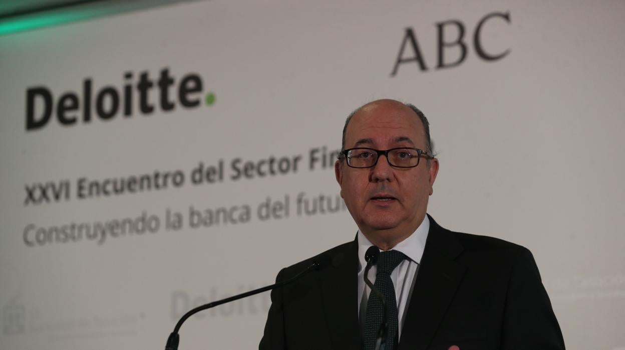 El presidente de la AEB, José María Roldán