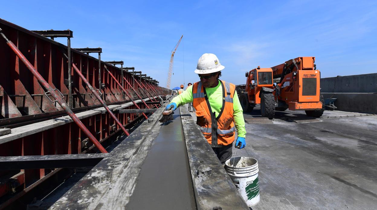 Imagen de las obras del AVE de California