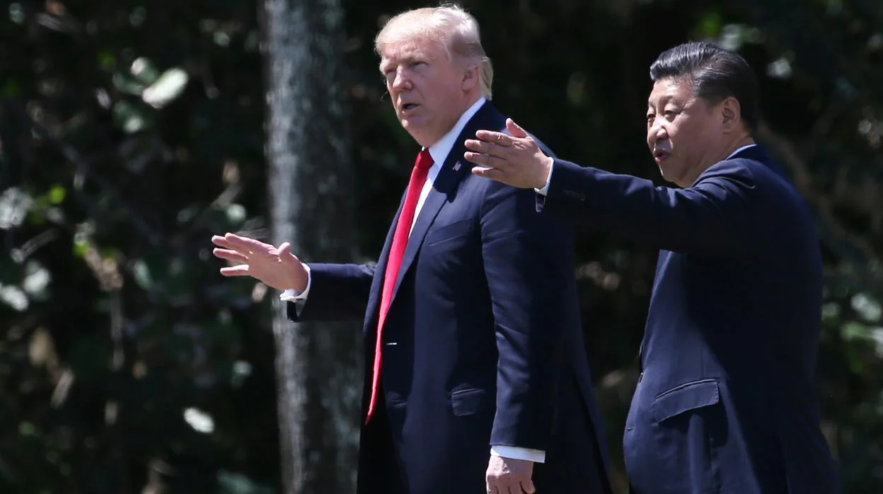 Los presidentes Donald Trump y Xi Jinping en Florida (EE.UU.) en 2017