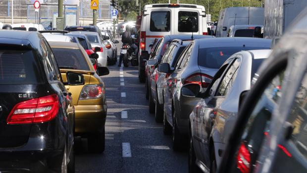 Las matriculaciones caen un 7,3% en mayo y ahondan la crisis del motor