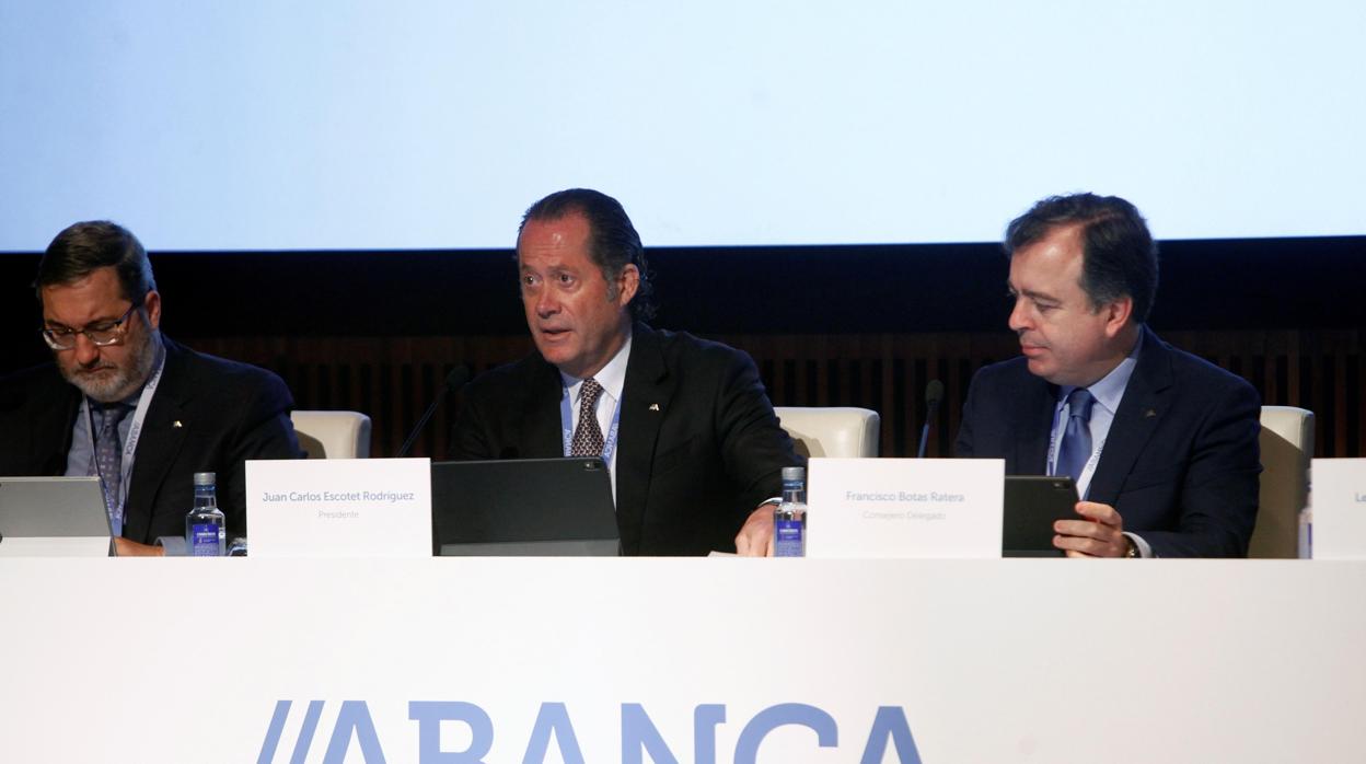 Abanca inicia su expansión en Portugal