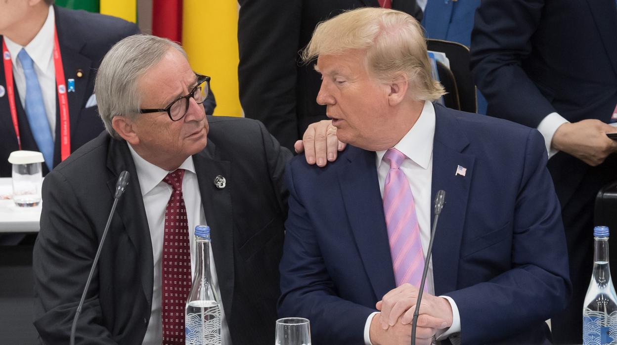 El presidente de la Comisión Europea, Jean Claude Juncker y el de Estados Unidos Donald Trump