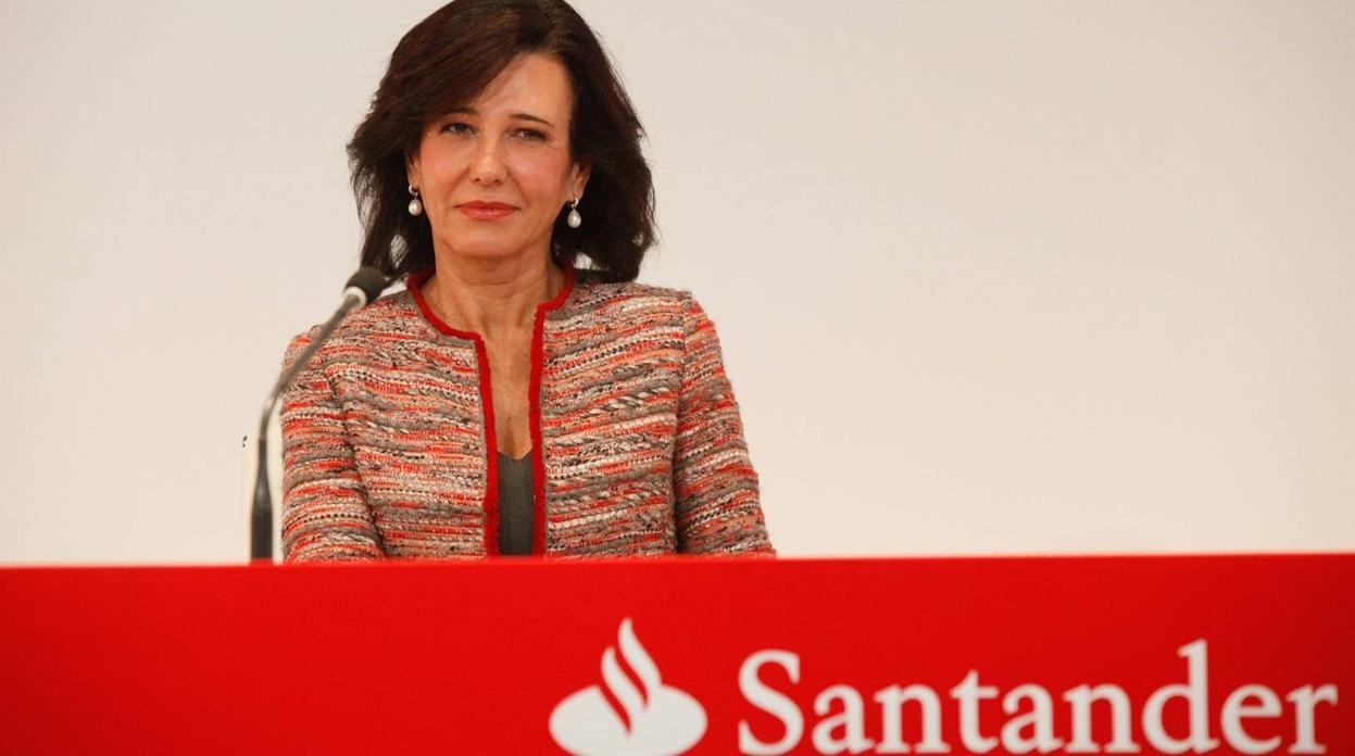 Banco Santander concederá 200.000 becas, prácticas y programas de emprendimiento hasta 2021 a través de su programa con la Universidad
