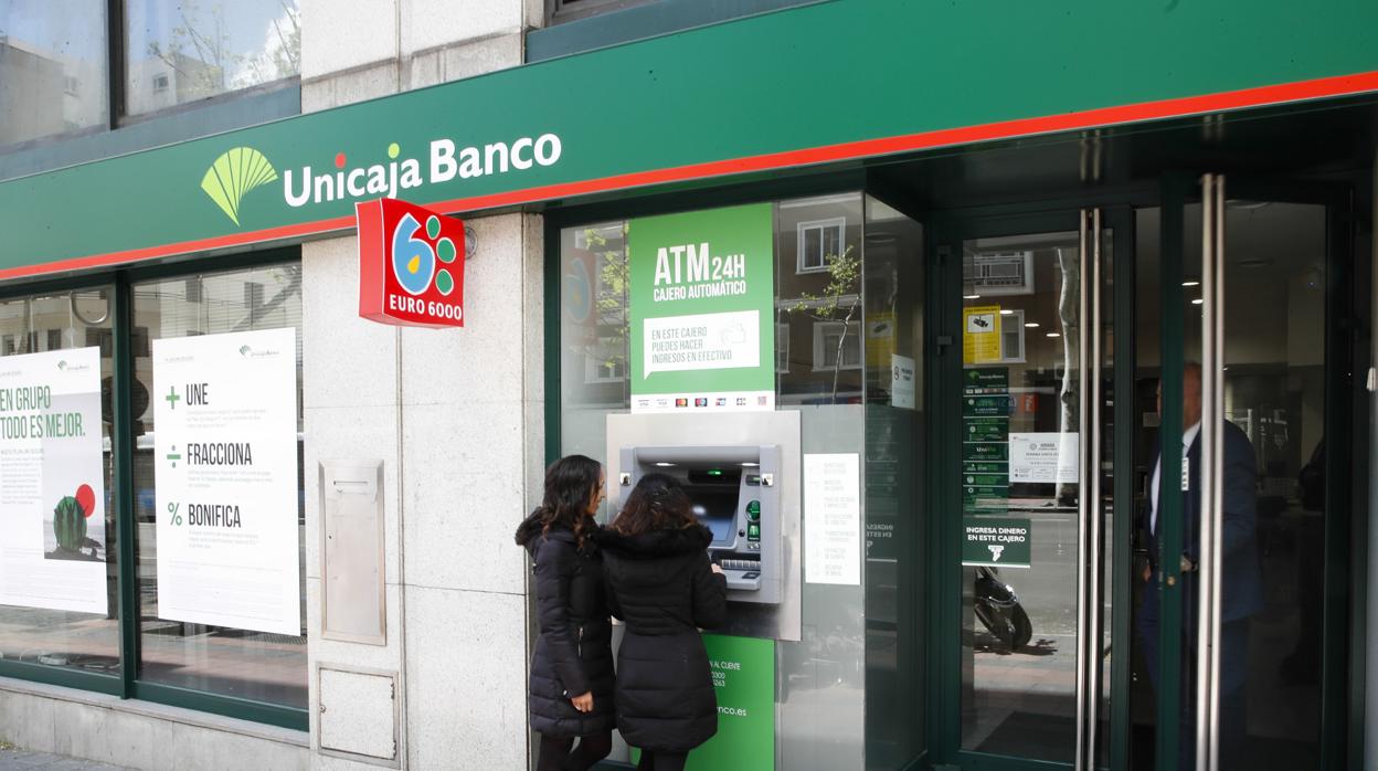 El Grupo Unicaja Banco ha presentado una ratio de capital ordinario de primer nivel (CET1) del 14,8% (la máxima calidad)