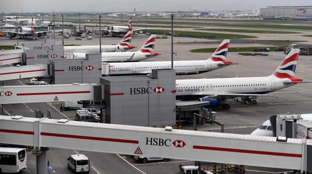 Aviones de British Airways en el aeropuerto de Heathrow