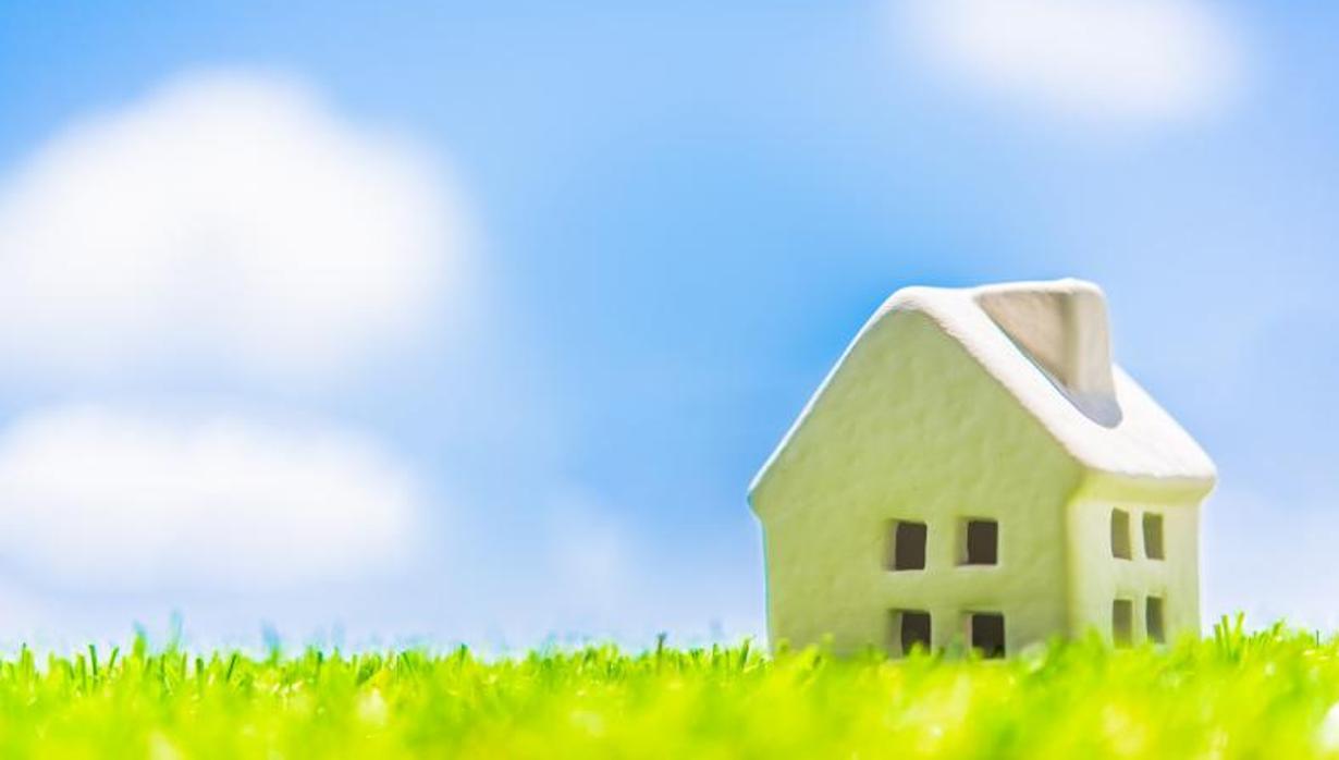 Economía abre la puerta a regular las hipotecas verdes con financiación sostenible