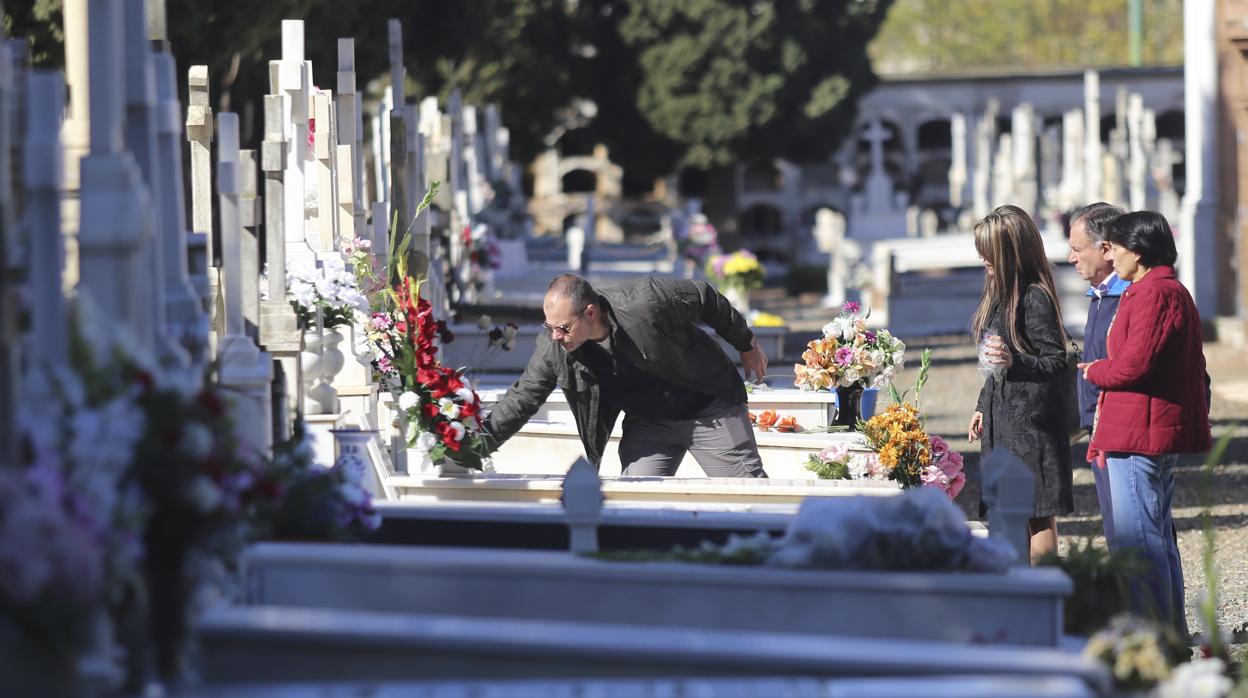 «El sector funerario lo componen más de 20 servicios o productos, que solo un profesional capacitado puede gestionar en 24 horas» destaca el secretario general de Panasef Alfredo Gosálvez