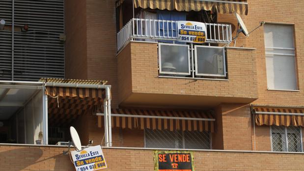 La compraventa de vivienda baja más de un 7% en Andalucía