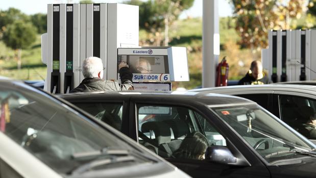 Desconvocada la huelga de gasolineras para los días 5 y 9 de diciembre