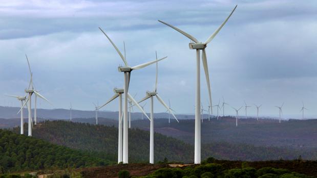 Iberdrola duplicará su capacidad en renovables en Andalucía con otros 1.000 megavatios