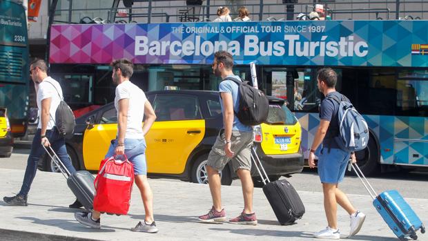 El turista de mayor gasto huye de Cataluña por la inestabilidad