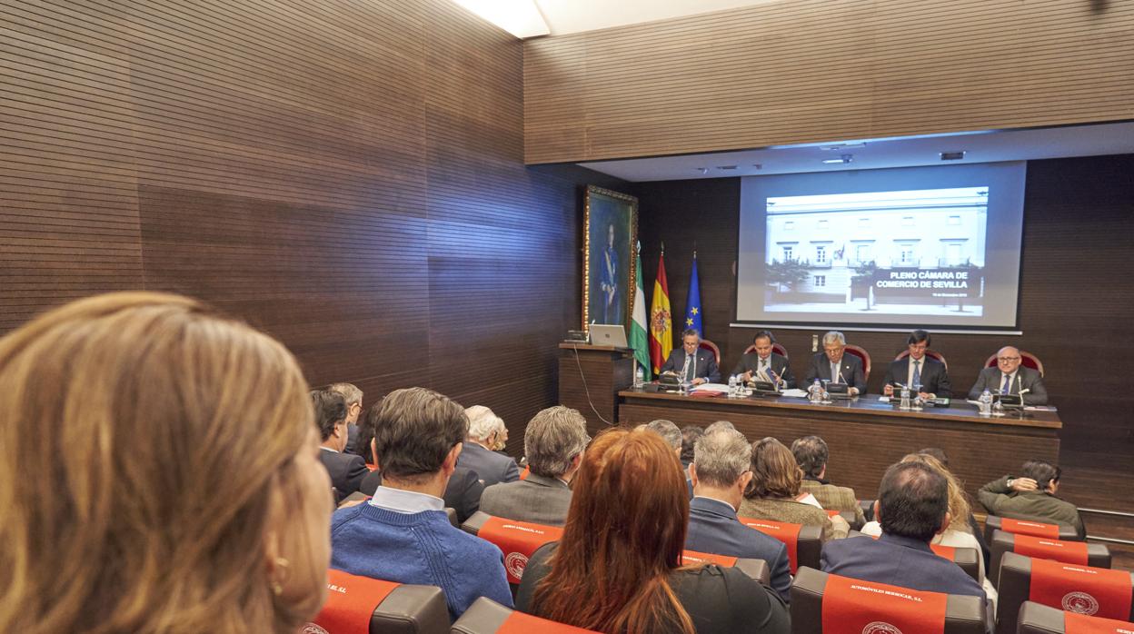 Reunión del Pleno de la Cámara de Comercio presidido hoy por Francisco Herrero