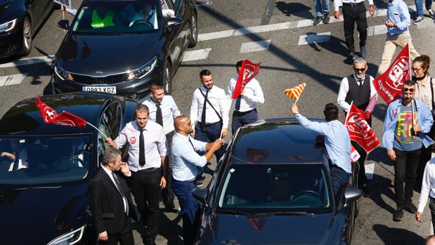 Los conductores VTC negociarán el primer convenio colectivo exclusivo para su sector