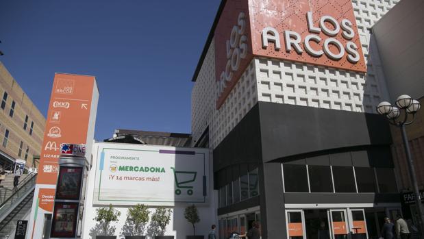 Castellana Properties invierte 6,5 millones en renovar el centro comercial Los Arcos
