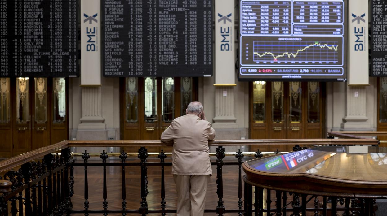 Un inversor en la Bolsa de Madrid