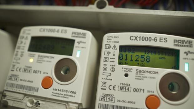 El Gobierno prohibirá los cortes de luz, gas, agua y teléfono durante la crisis