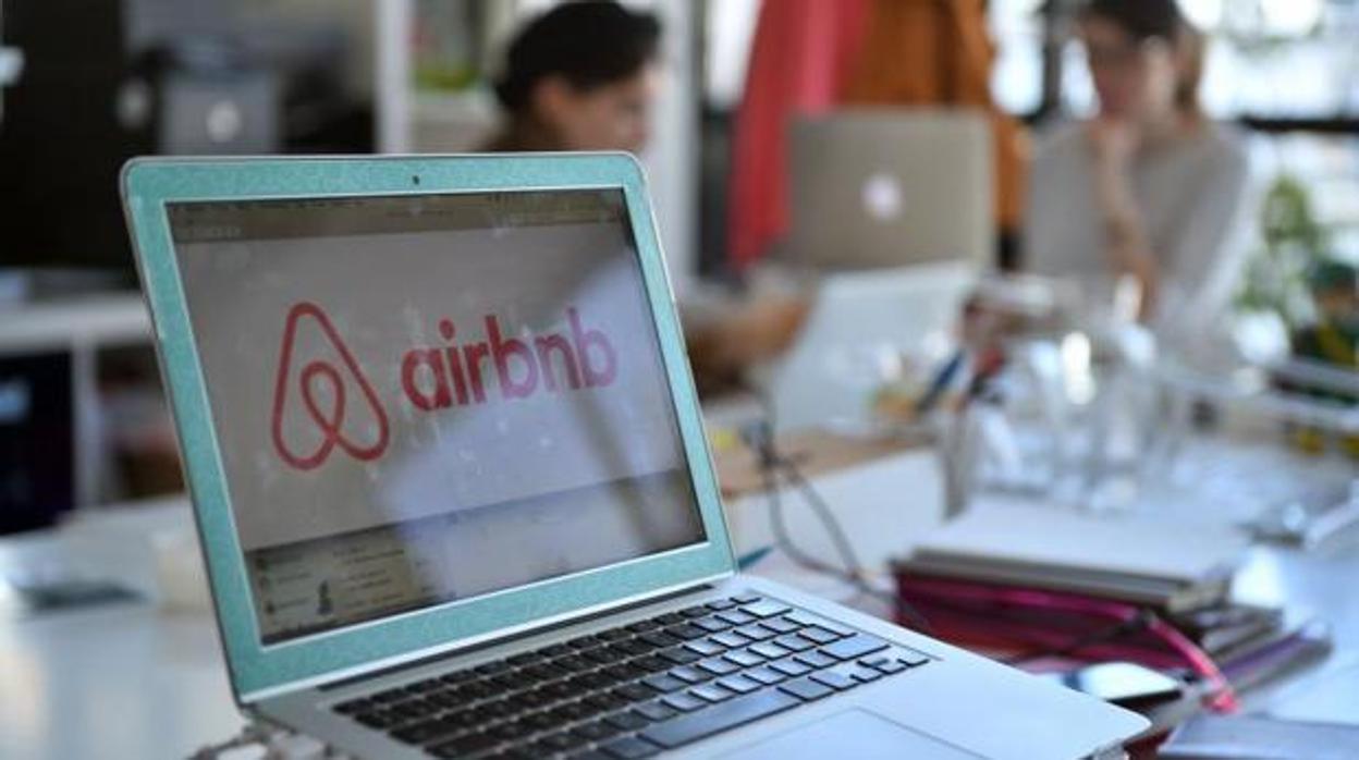 Airbnb facilita alojamiento gratuito al personal sanitario en España por el coronavirus