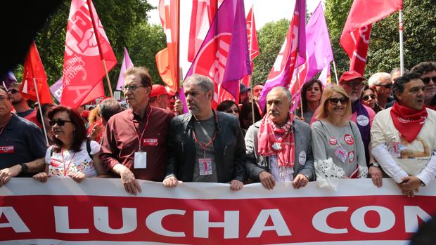 CC.OO. y UGT advierten de que se mantiene el riesgo de que haya millones de despidos