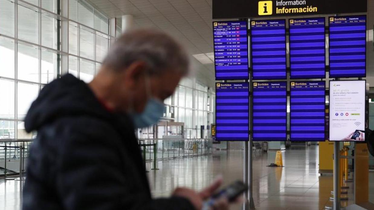 Pantalla en el aeropuerto de El Prat-Barcelona