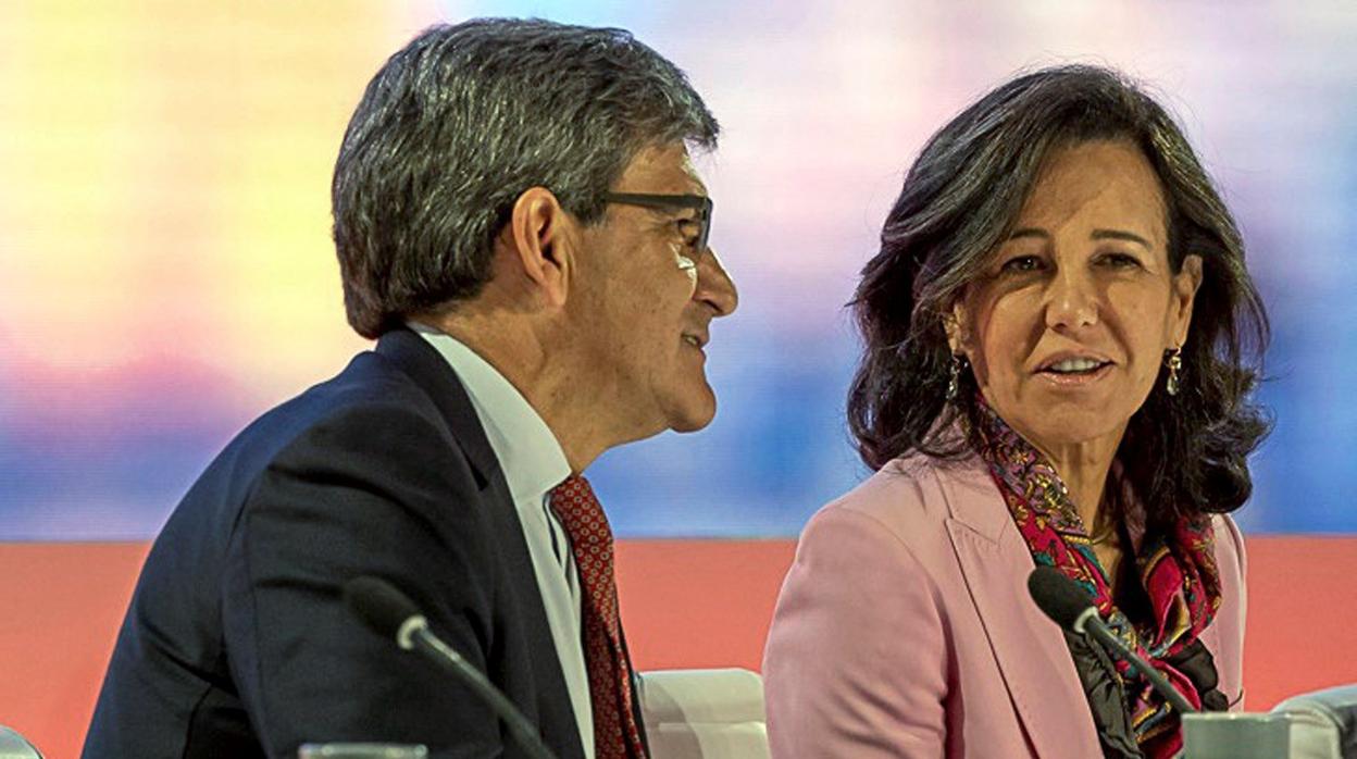 La presidenta del Banco Santander, Ana Botín, y el consejero delegado, José Antonio Álvarez