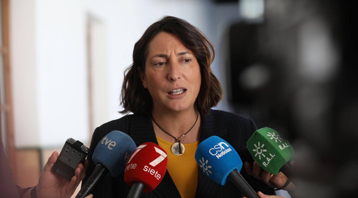 La secretaria general del PP andaluz, Loles López