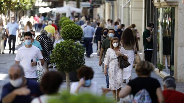 El Banco de España prevé un rebote del consumo y del gasto después del verano