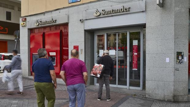 Banco Santander toma el control de Uro Property y recompra 650 sucursales por 152 millones