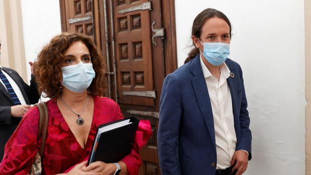 Los municipios aprueban la propuesta de Hacienda para que use su superávit solo con el voto del PSOE