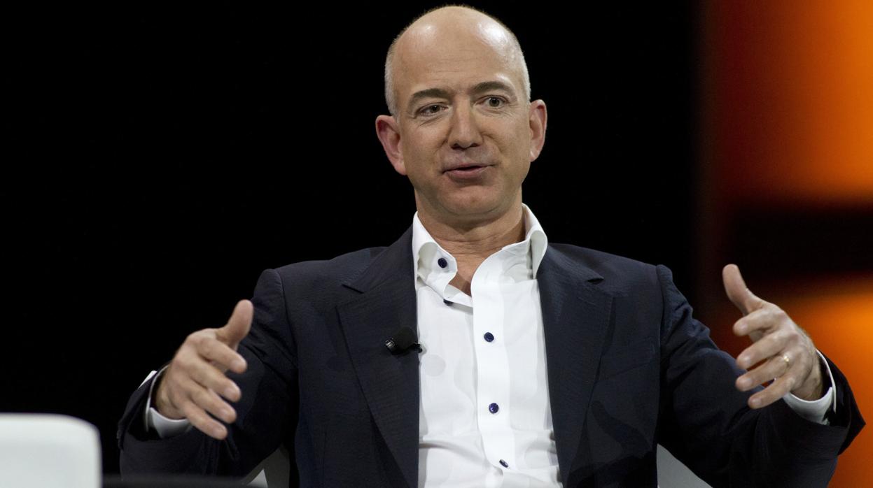 Bezos tiene una fortuna 189.400 millones de dólares