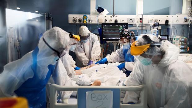 Se estabiliza el número de personas hospitalizadas por Covid-19 en Andalucía