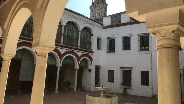 Sale en alquiler un monasterio en Sevilla para hospedería, usos turísticos y culturales