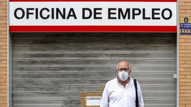 Las grandes empresas frenaron el aumento de ventas y empleo en agosto