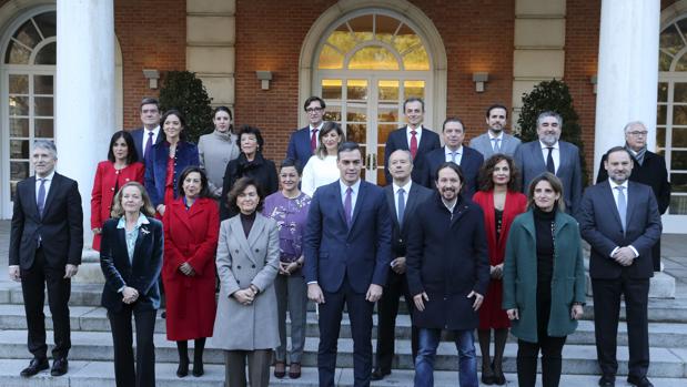 El Gobierno de los 22 ministerios dispara el gasto en personal a su mayor ritmo en doce años