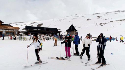 Las estaciones de esquí ante la temporada más incierta: la nieve y el Covid determinarán su éxito