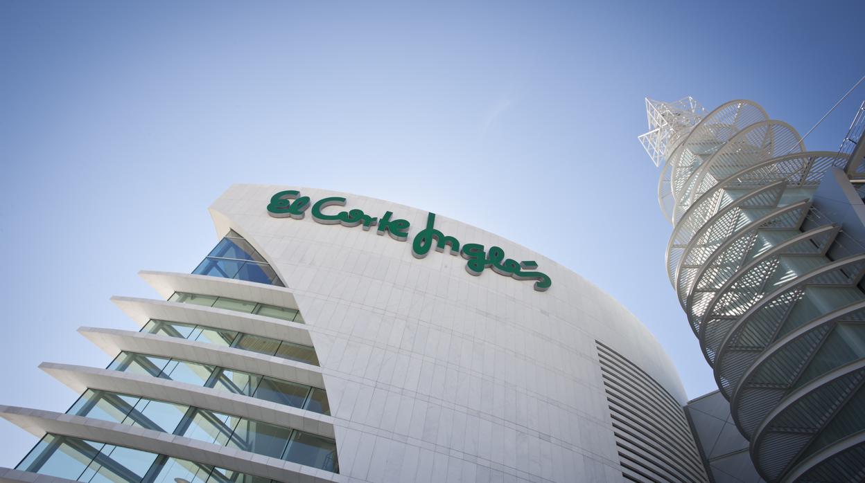 El Corte Inglés logra un Ebitda positivo de 64 millones de euros en el segundo trimestre