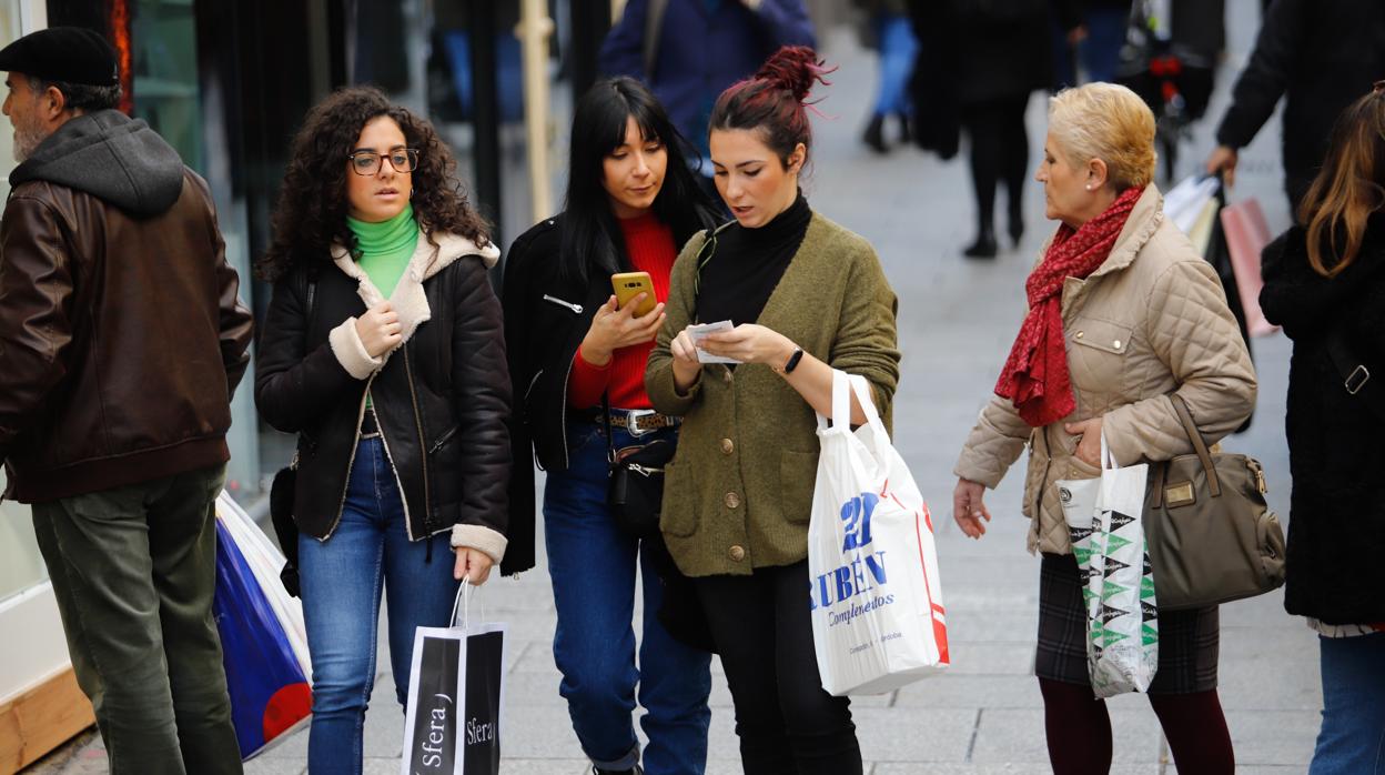 Ambiente de compras en el Black Friday de 2019