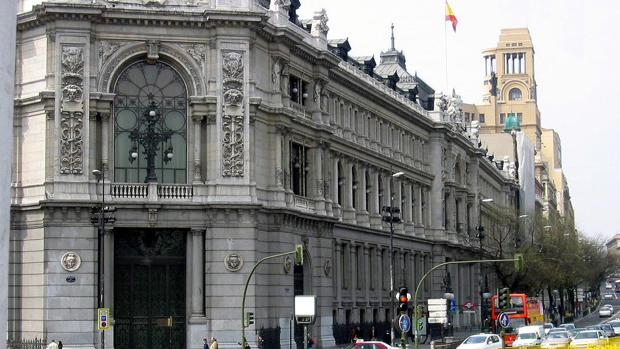 El Banco de España se declara partidario de que se permita a las empresas hacer ajustes de plantilla